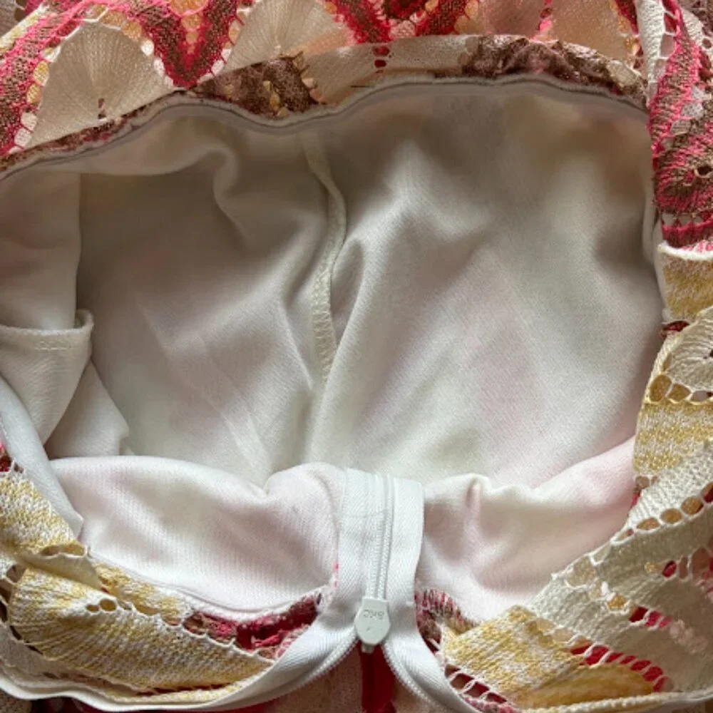 Va Va Voom | Pink Chevron Lace Bell Sleeve Romper | Size M
